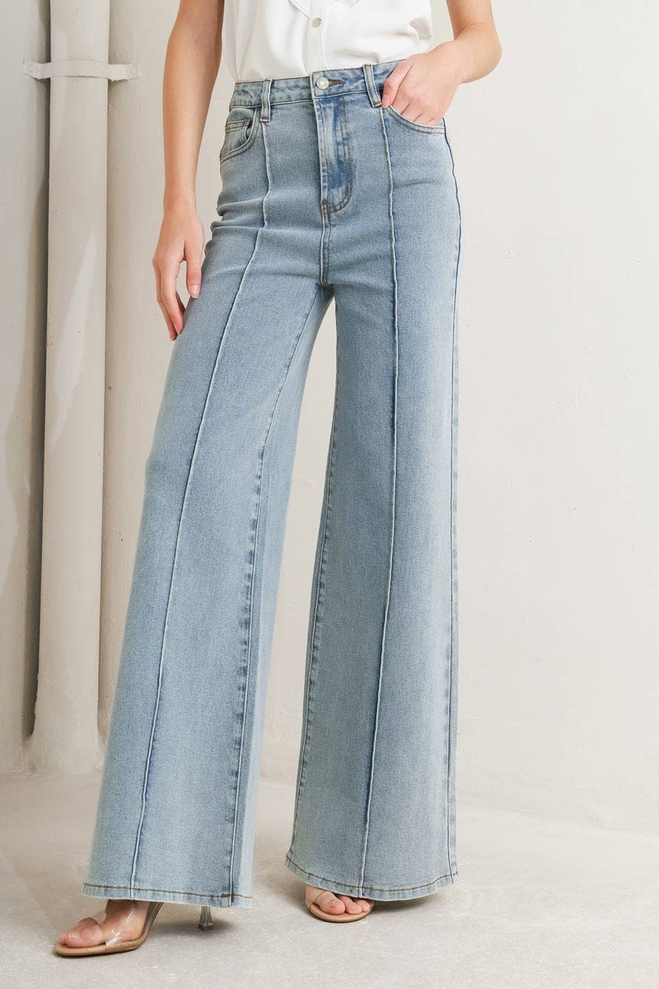 Washed denim Jean