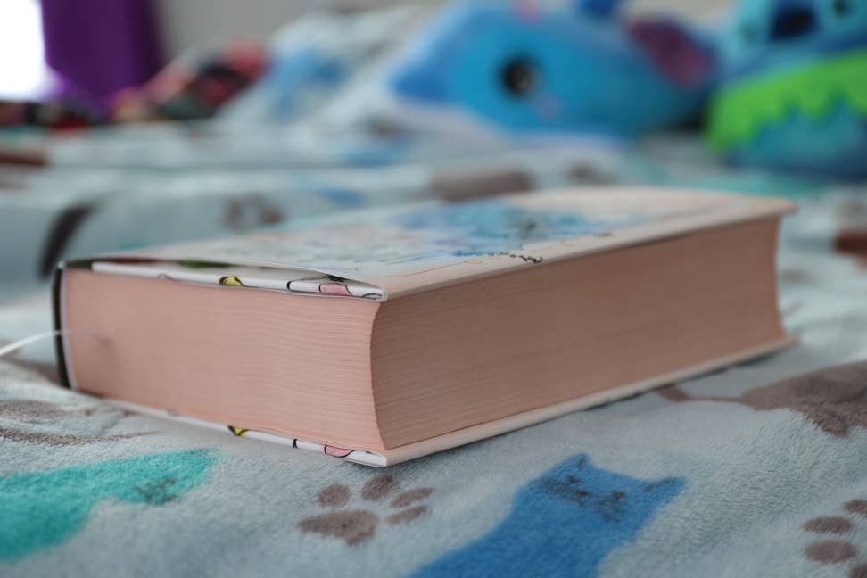 NIV Beautiful Word Coloring Bible for Teen Girls