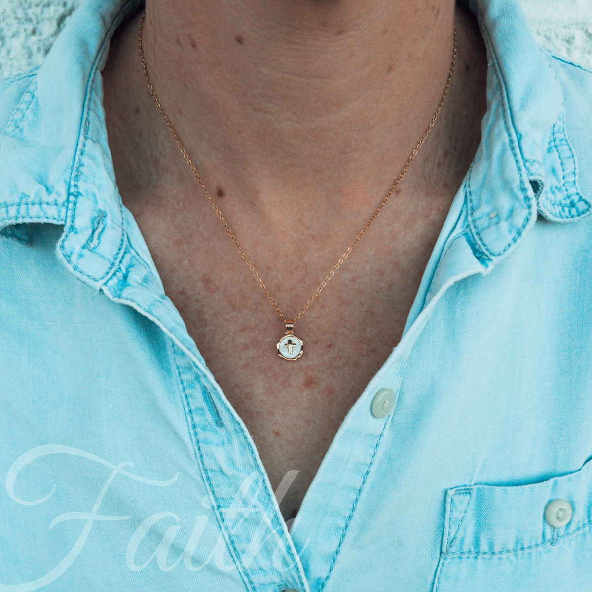 Faith Necklace, Gold