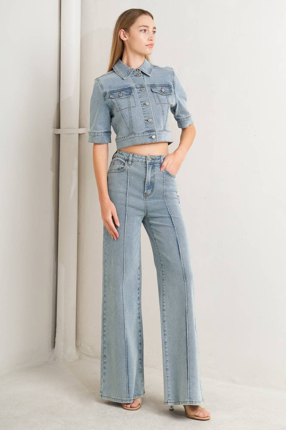 Washed denim Jean
