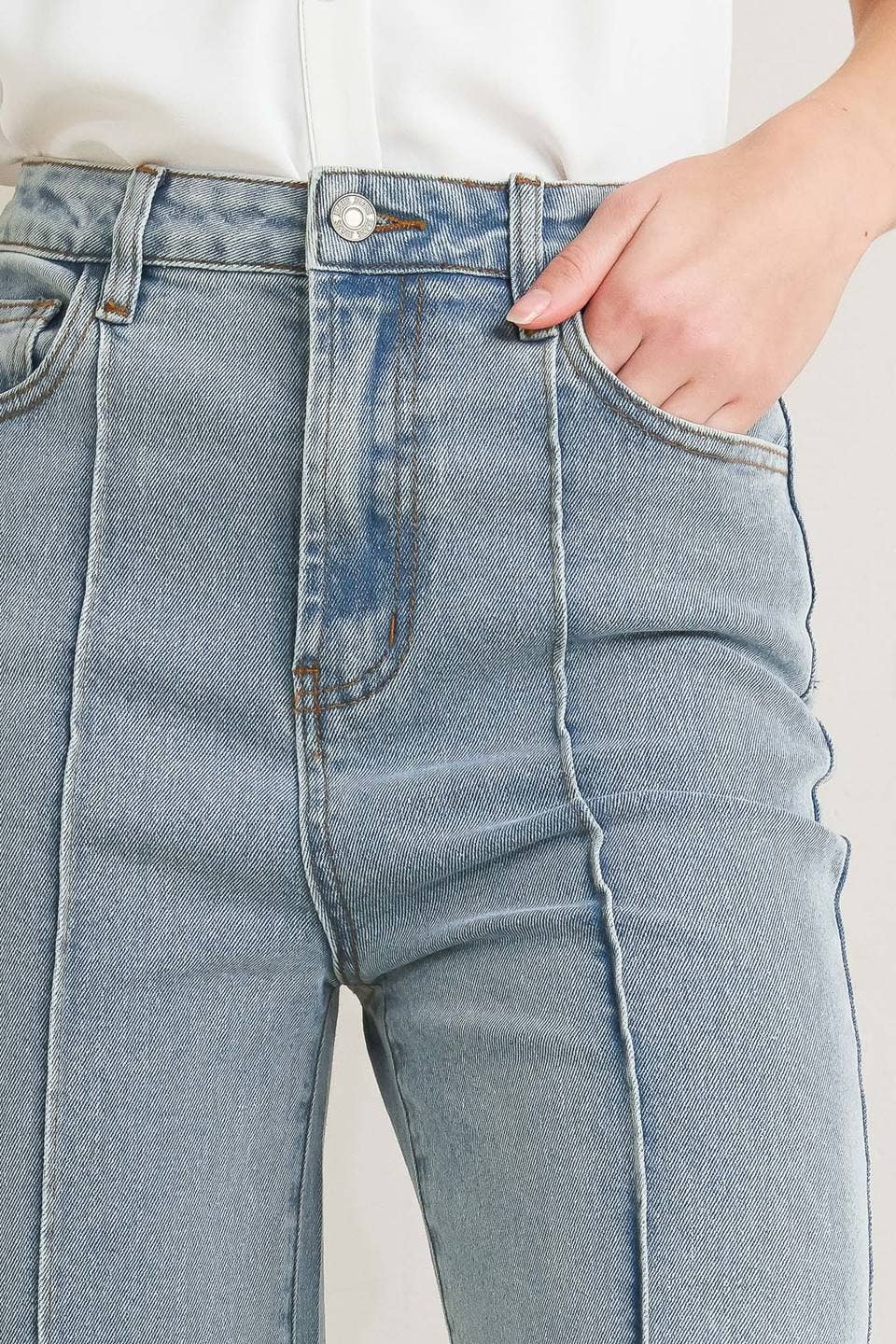 Washed denim Jean