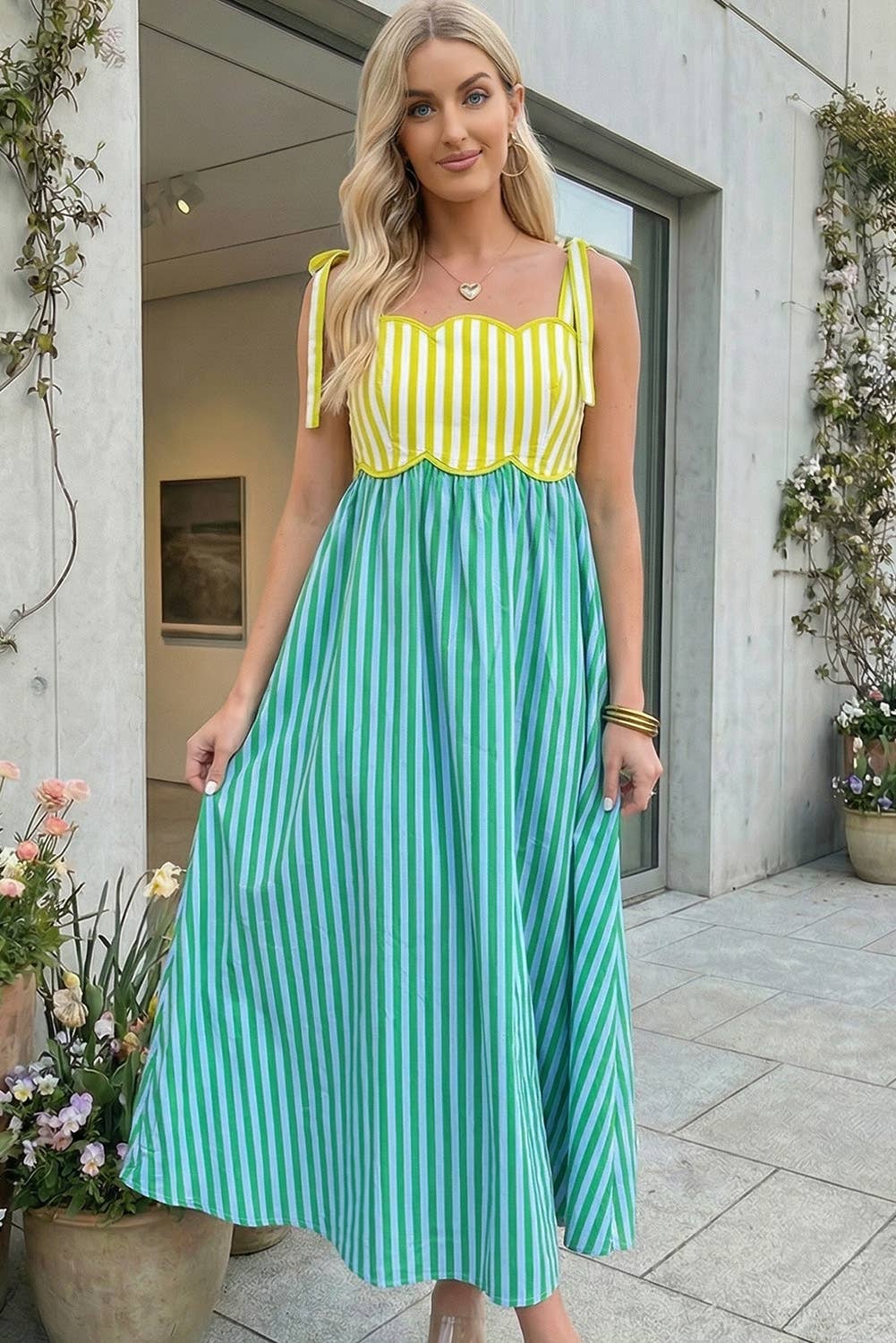 Striped Scalloped Trim Sleeveless Midi Dress (S-XL): Green / Missy / L